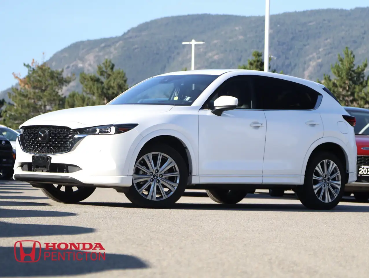 2022 Mazda CX-5 Signature — photo 1