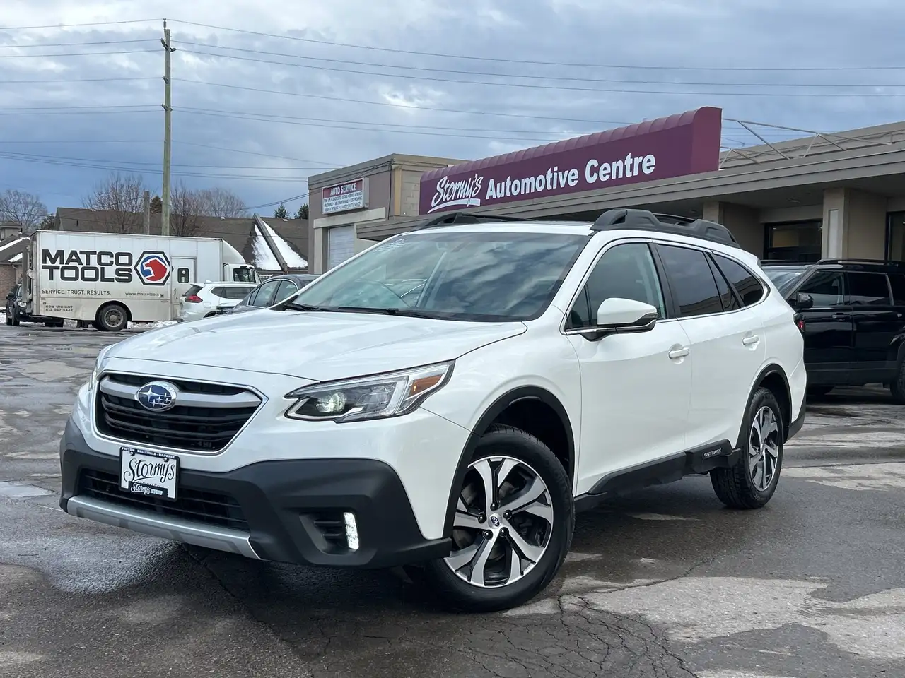 2022 Subaru OUTBACK Limited — photo 1