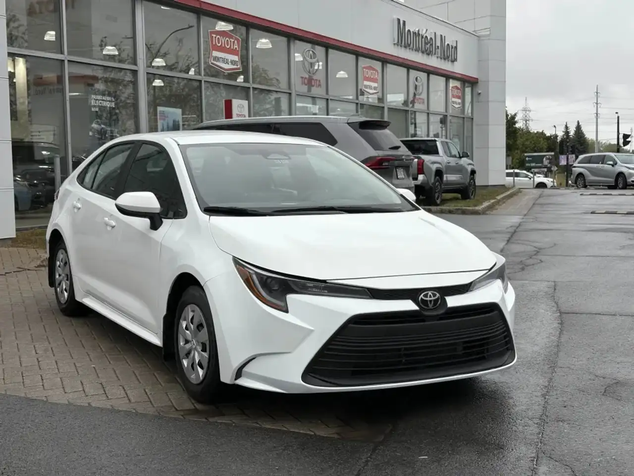 2023 Toyota Corolla L — photo 1