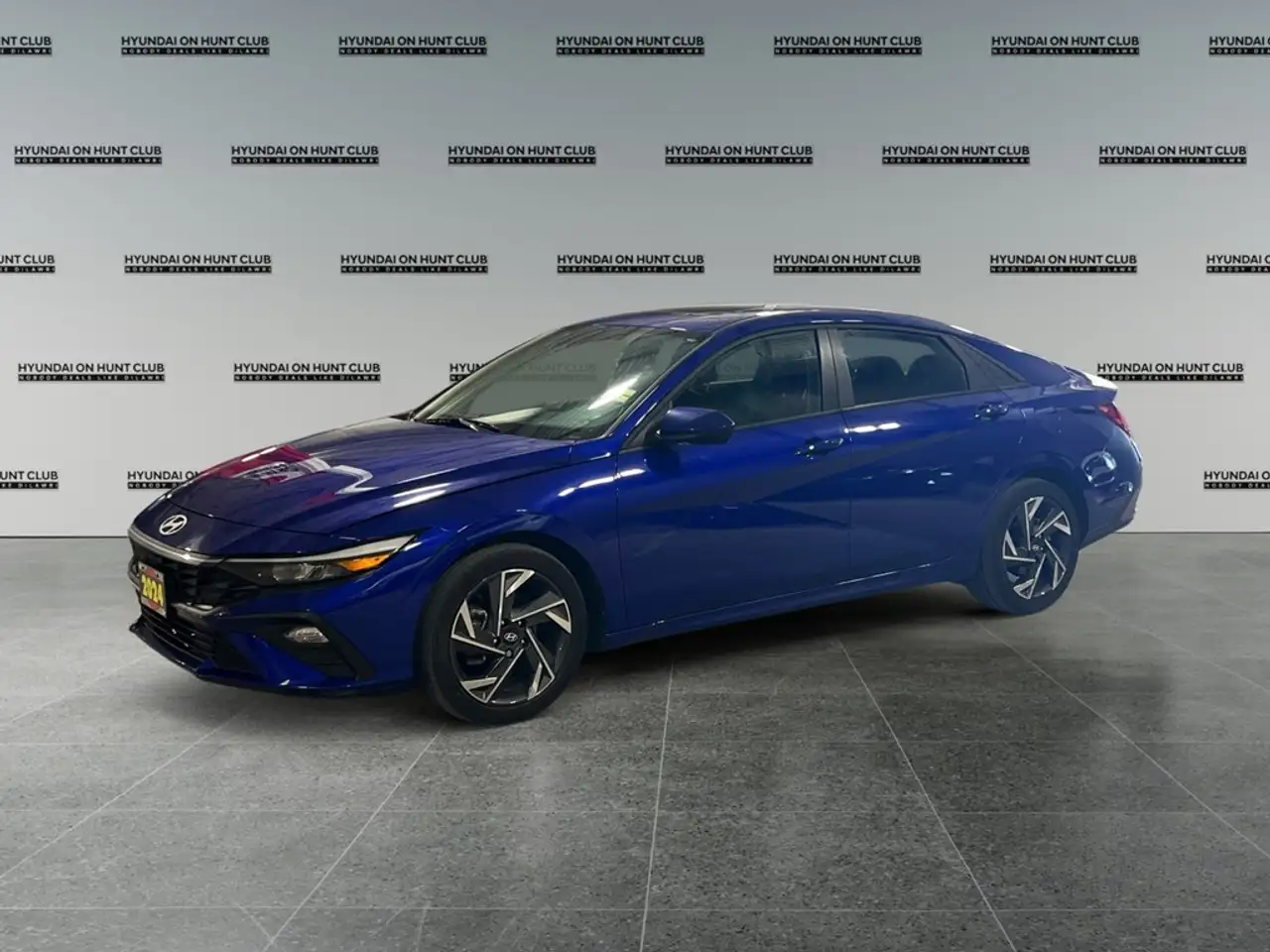 2024 Hyundai ELANTRA Preferred IVT w/Tech Pkg — photo 1