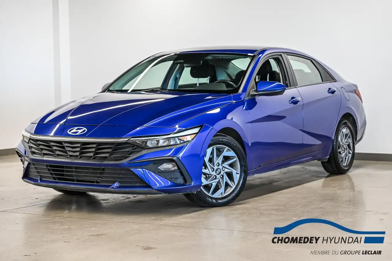 2025 Hyundai ELANTRA Preferred — photo 1