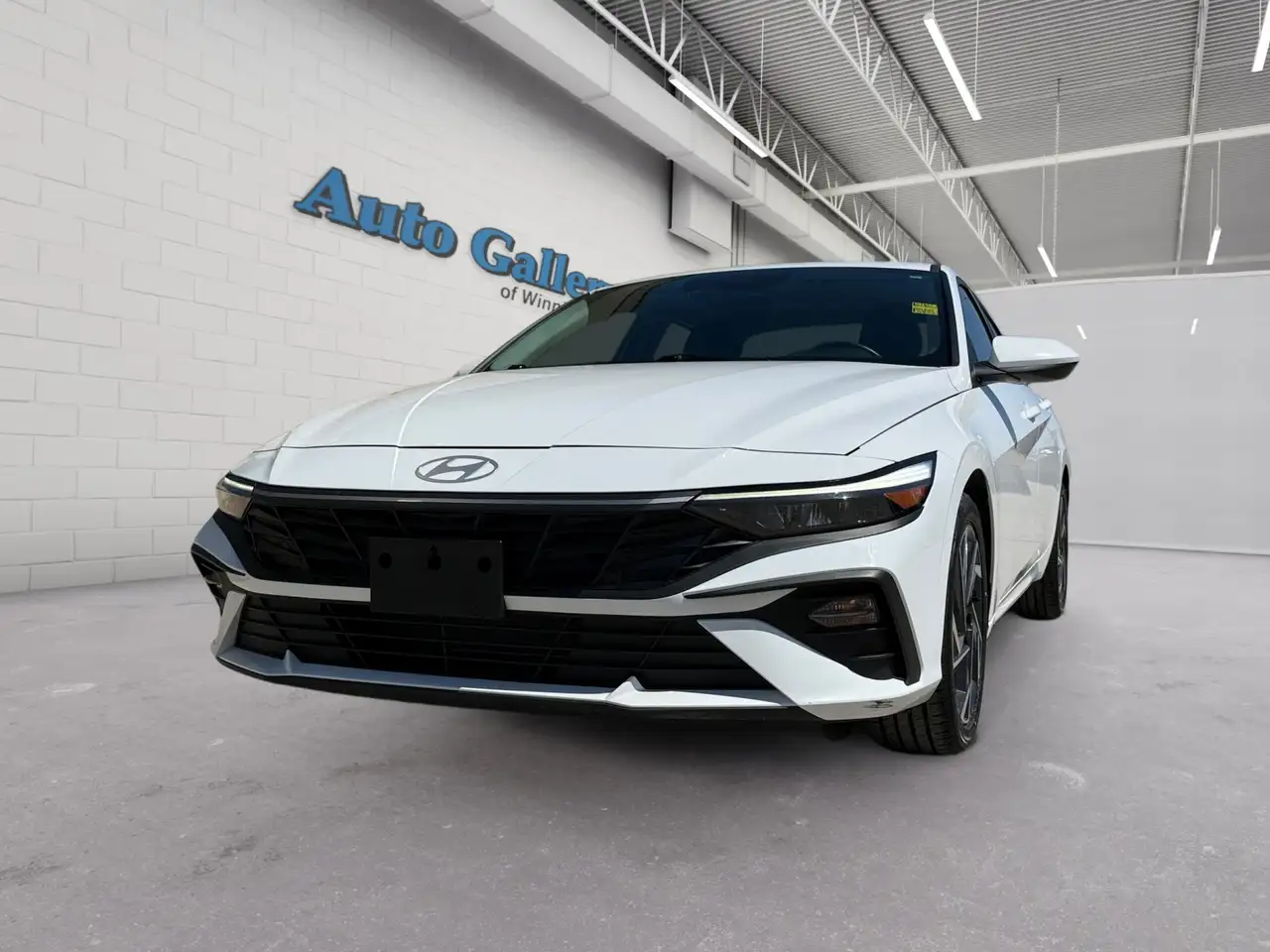 2025 Hyundai ELANTRA Preferred — photo 1