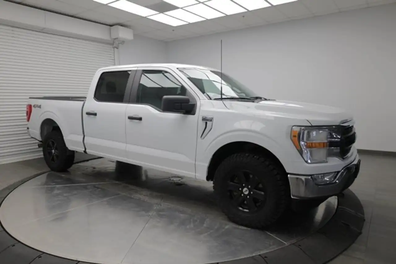 2022 Ford F 150 XLT — photo 1
