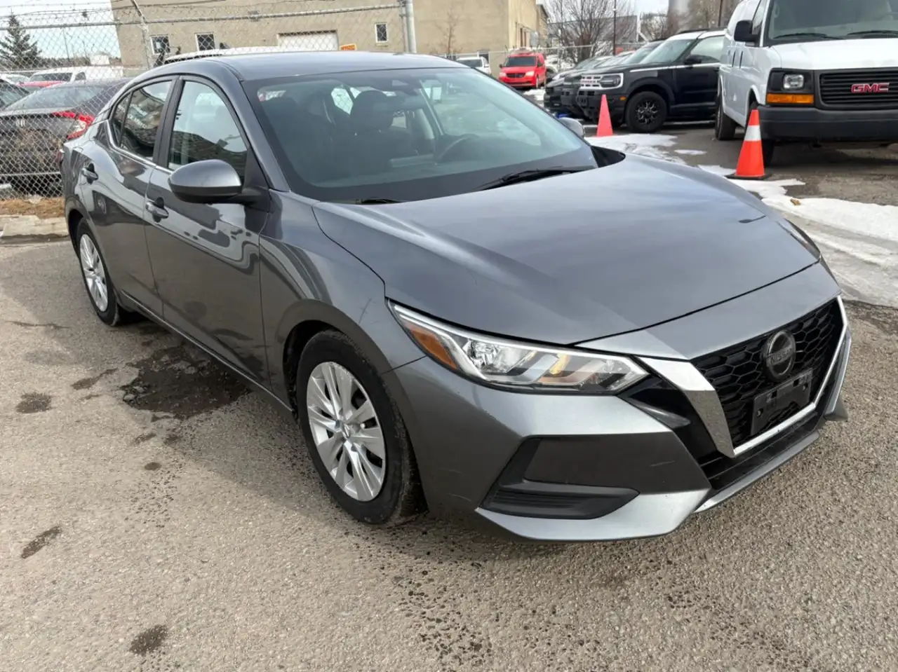 2020 Nissan Sentra SV — photo 1