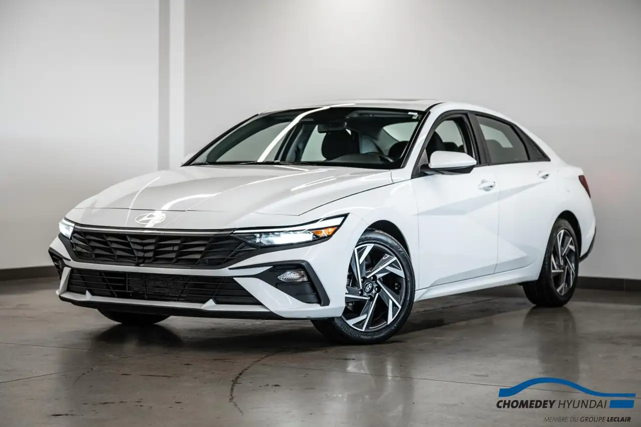 2025 Hyundai ELANTRA Preferred — photo 1