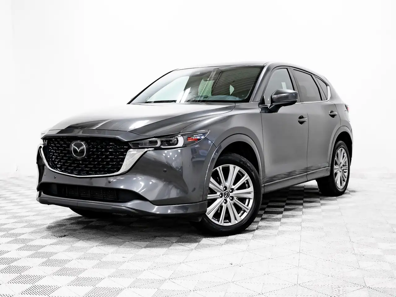 2023 Mazda CX-5 Signature — photo 1