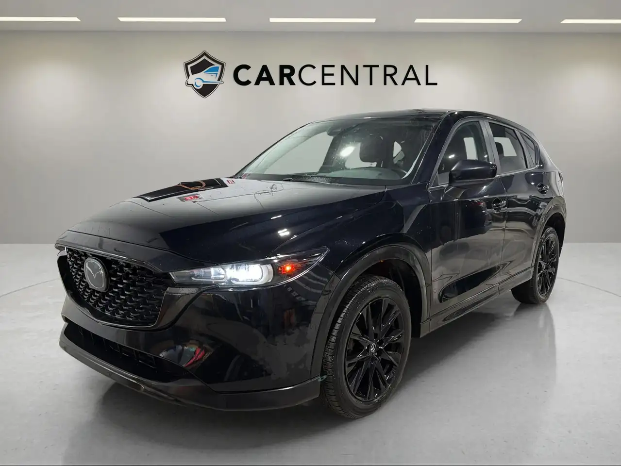 2022 Mazda CX-5 Kuro — photo 1