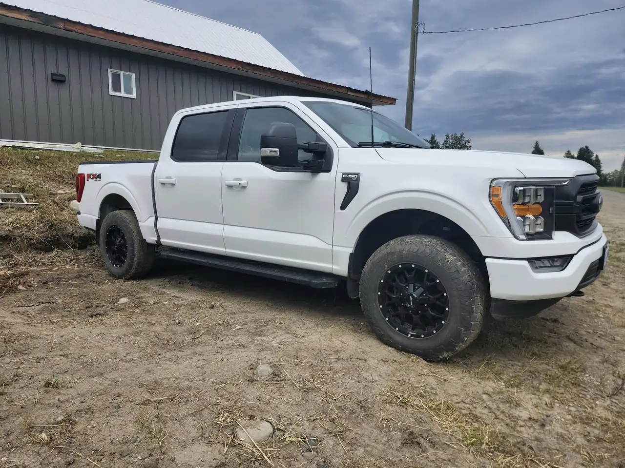2022 Ford F 150 XLT — photo 1