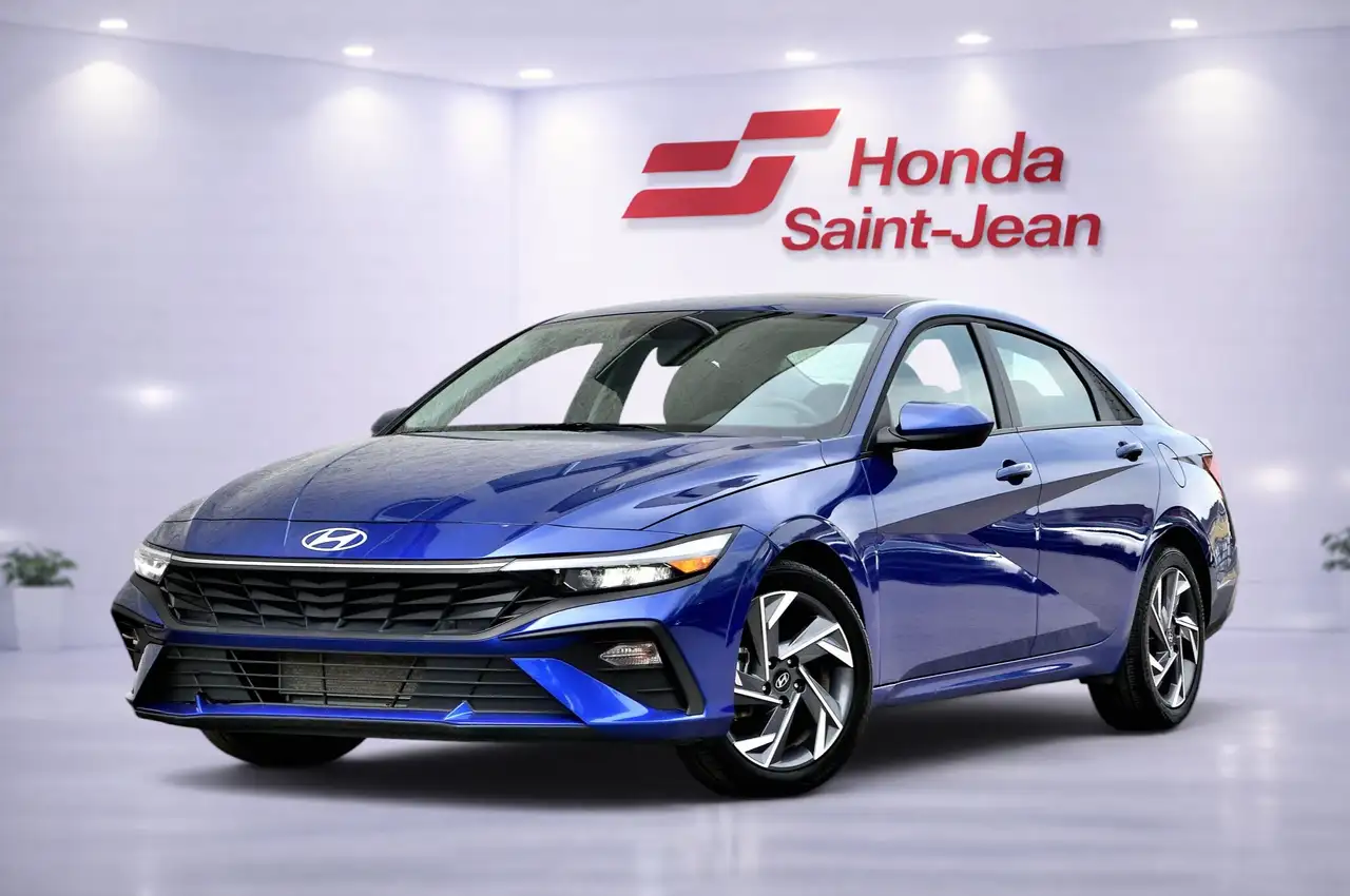 2025 Hyundai ELANTRA Preferred — photo 1