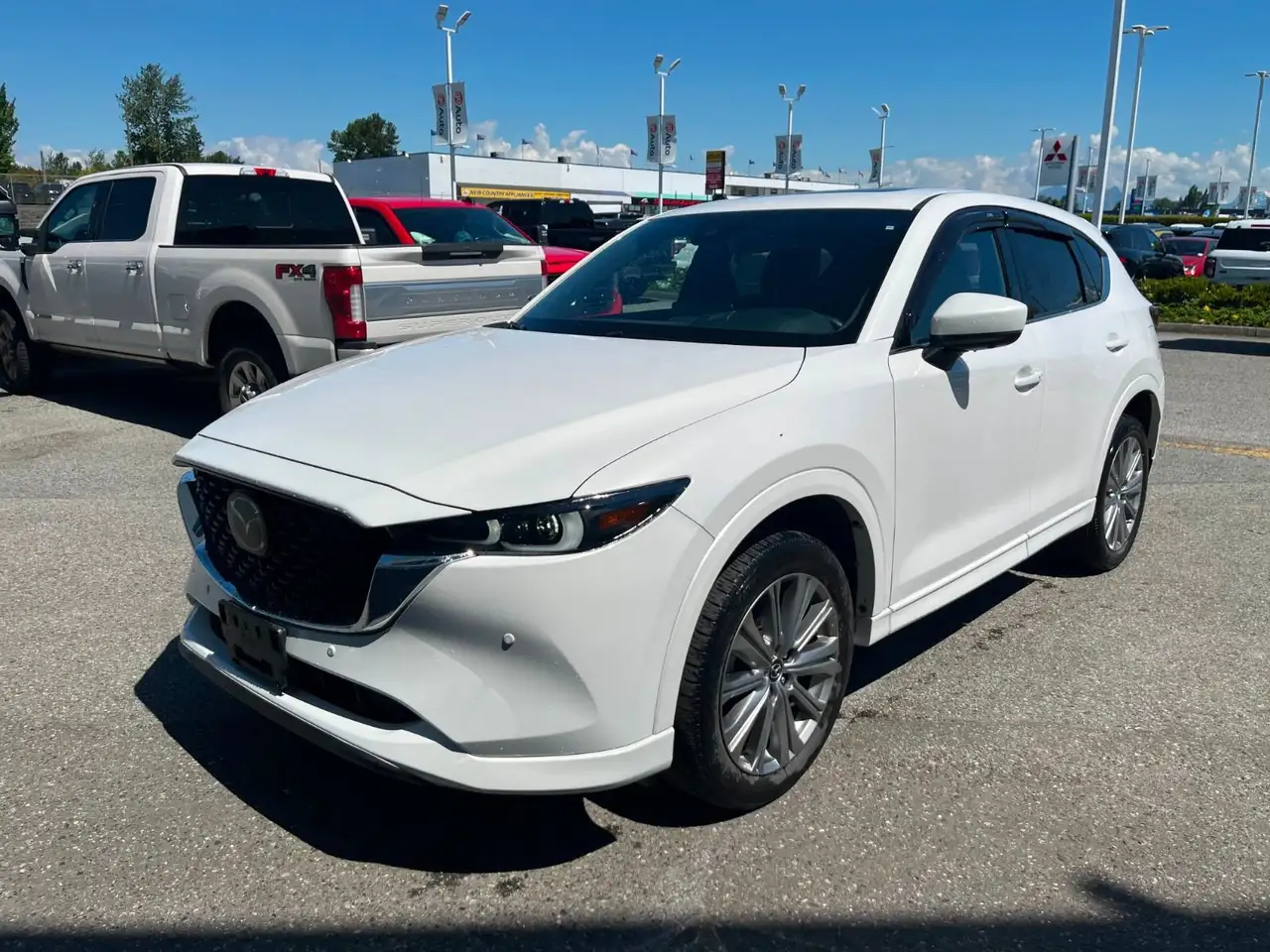 2023 Mazda CX-5 Signature — photo 1