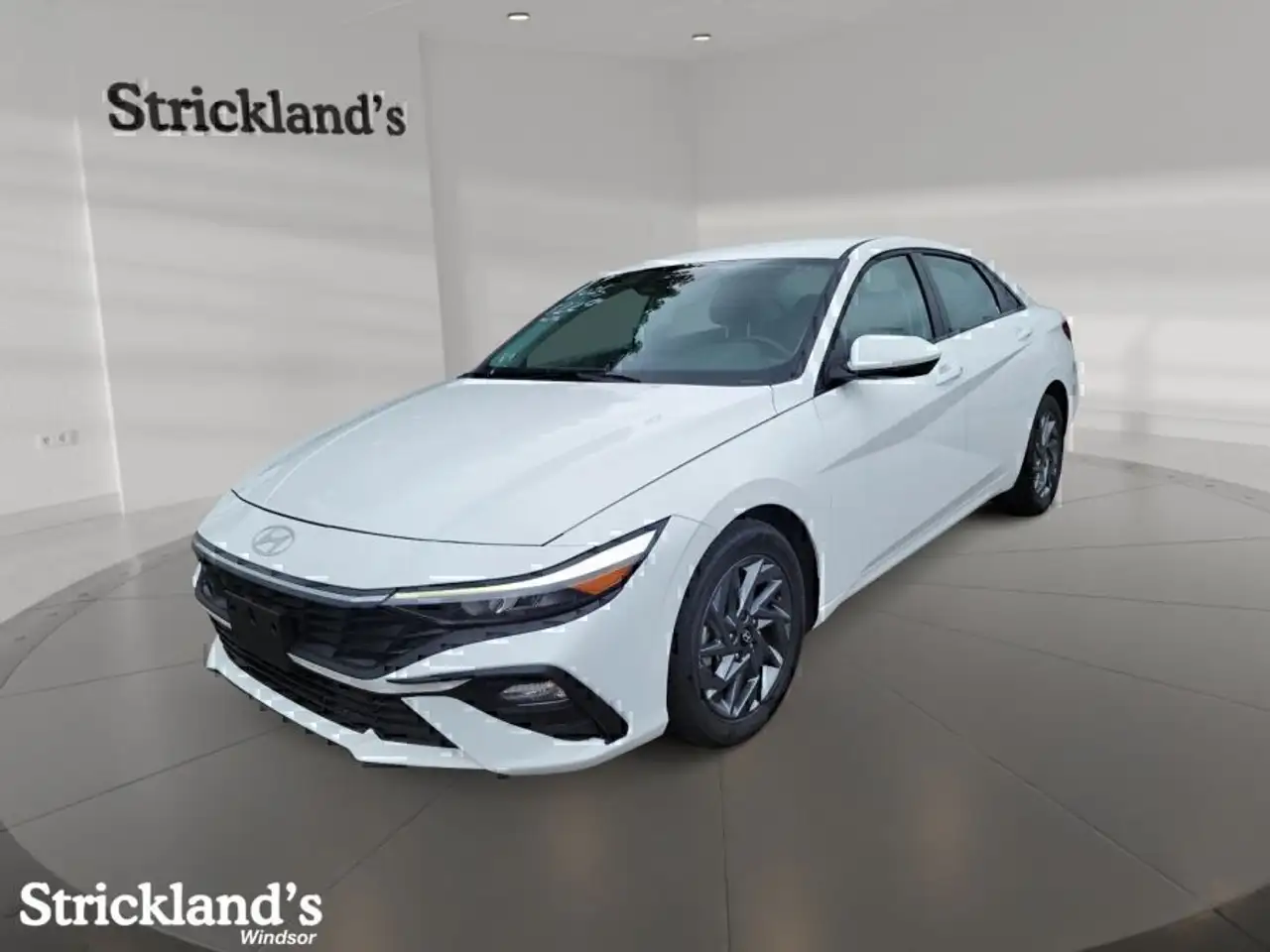 2025 Hyundai ELANTRA Preferred — photo 1