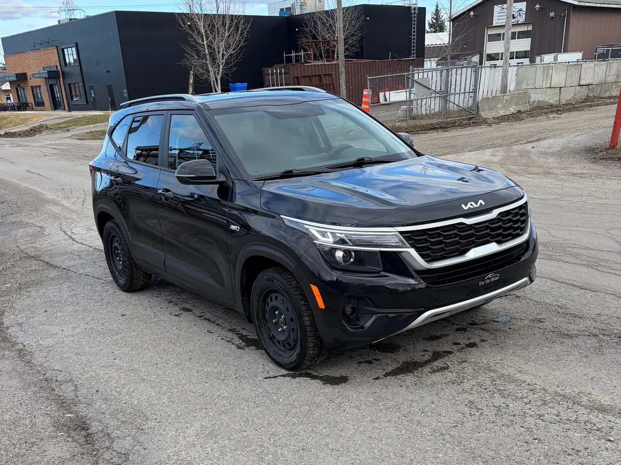 2023 Kia Seltos EX — photo 1