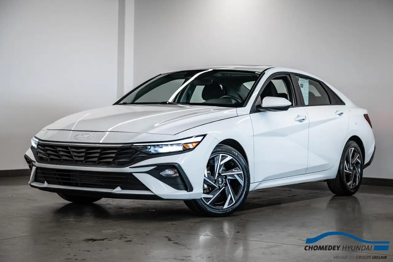 2025 Hyundai ELANTRA Preferred — photo 1