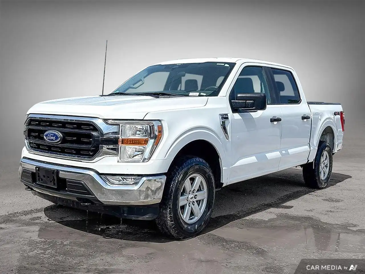 2022 Ford F 150 Base — photo 1