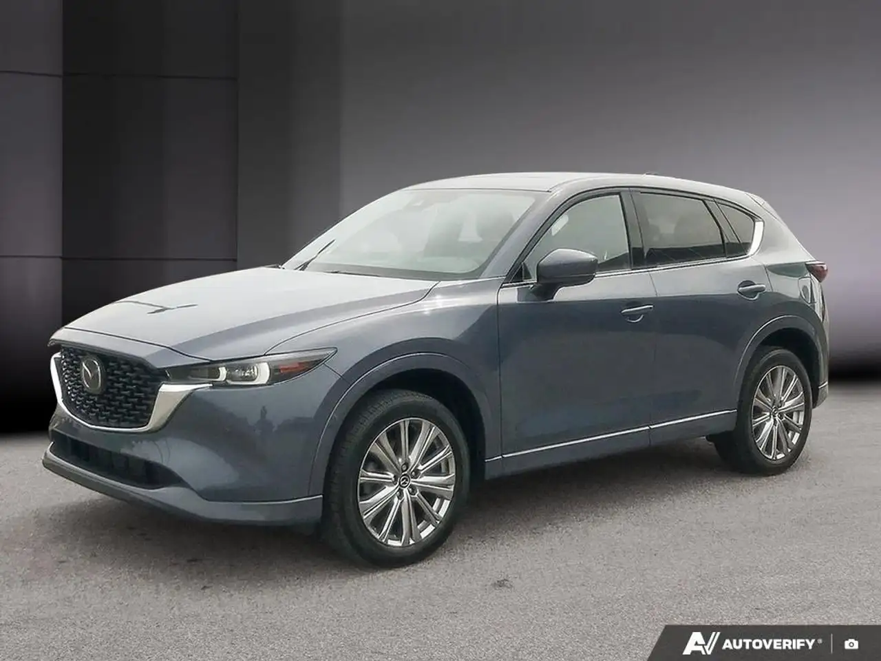 2022 Mazda CX-5 Signature — photo 1