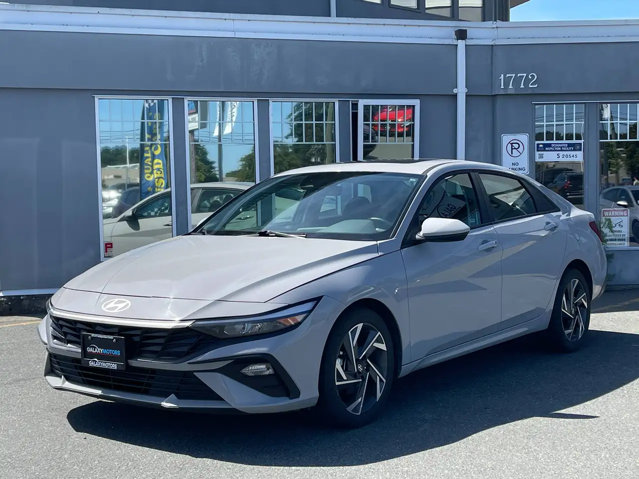 2025 Hyundai ELANTRA Preferred — photo 1