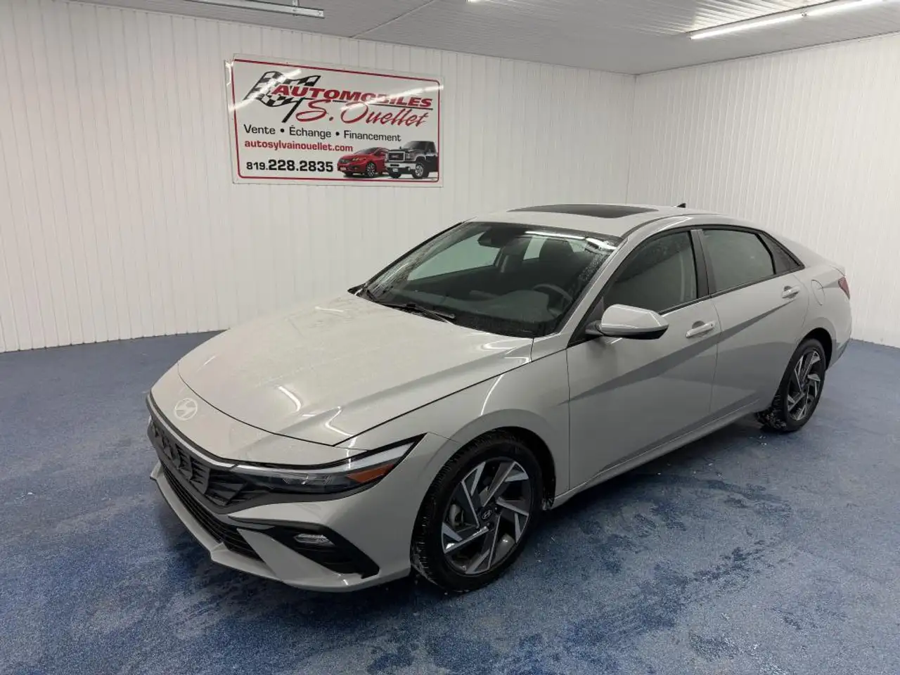 2025 Hyundai ELANTRA Preferred — photo 1