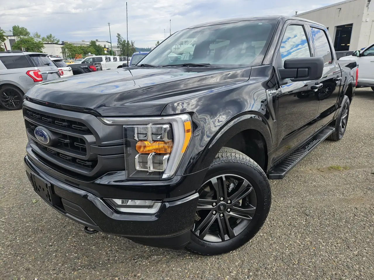 2022 Ford F 150 XLT — photo 1