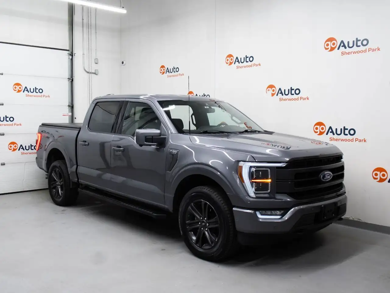 2022 Ford F 150 Lariat — photo 1