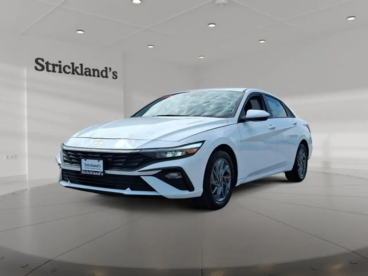 2025 Hyundai ELANTRA Preferred — photo 1