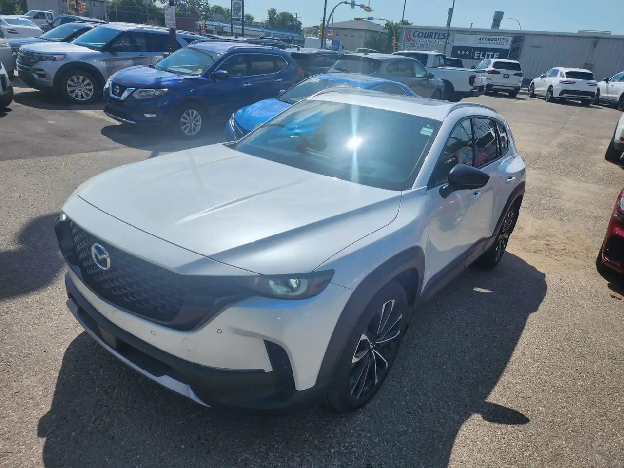 2024 Mazda CX-50 GT — photo 1