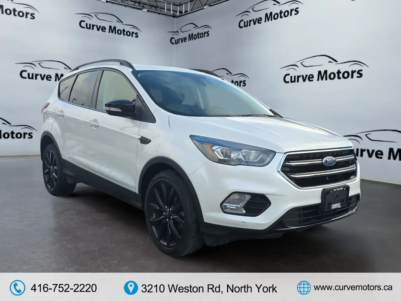 2019 Ford Escape Titanium — photo 1