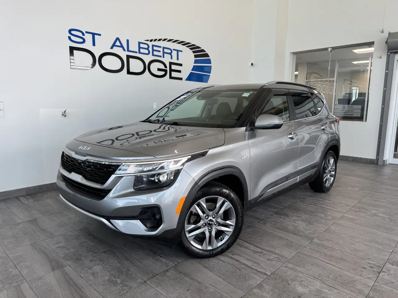 2023 Kia Seltos EX — photo 1