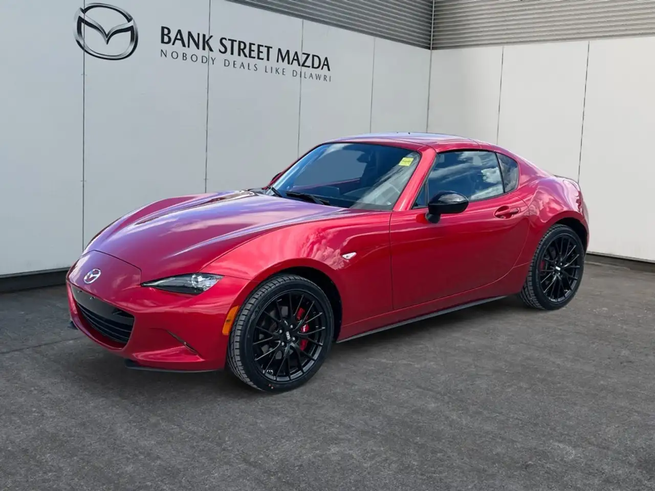 2017 Mazda MX-5 Miata 2dr Retractable Fastback Man GS — photo 1