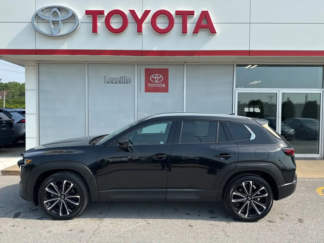 2024 Mazda CX-50 GT — photo 1