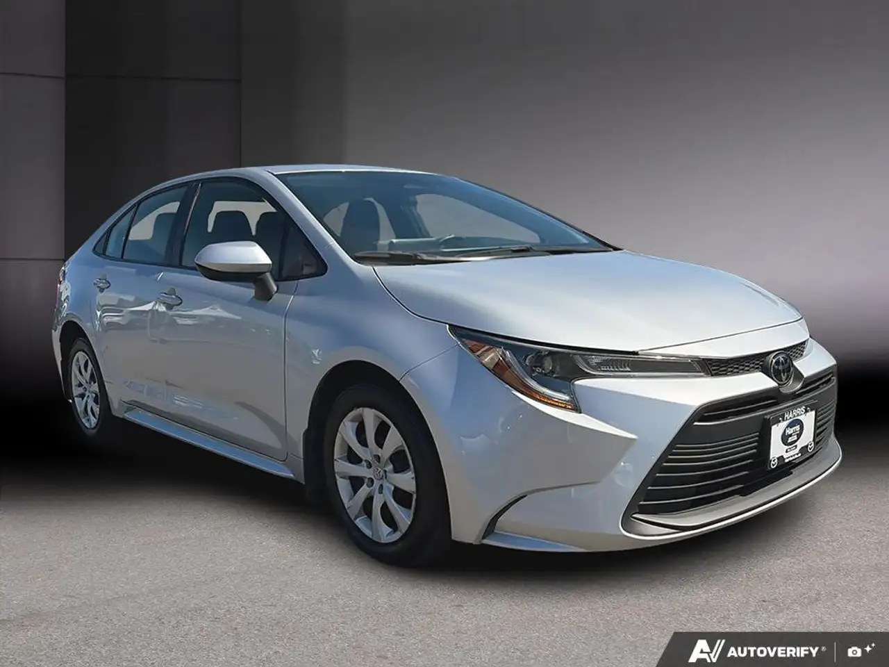 2023 Toyota Corolla LE — photo 1