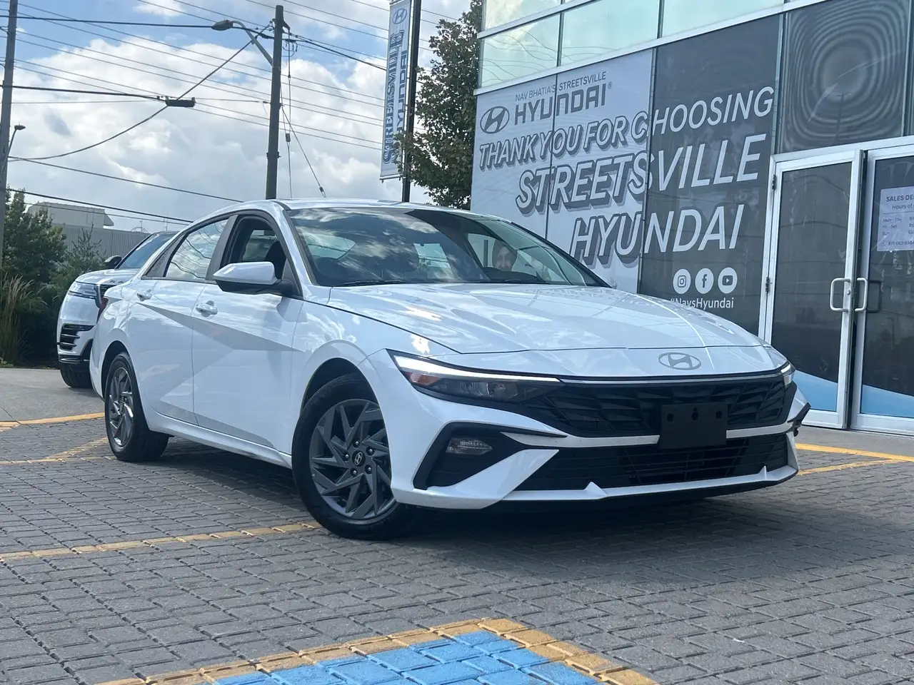 2025 Hyundai ELANTRA Preferred — photo 1