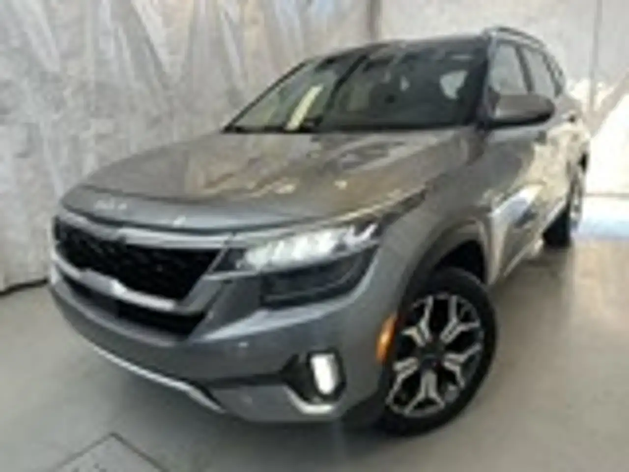 2023 Kia Seltos EX — photo 1