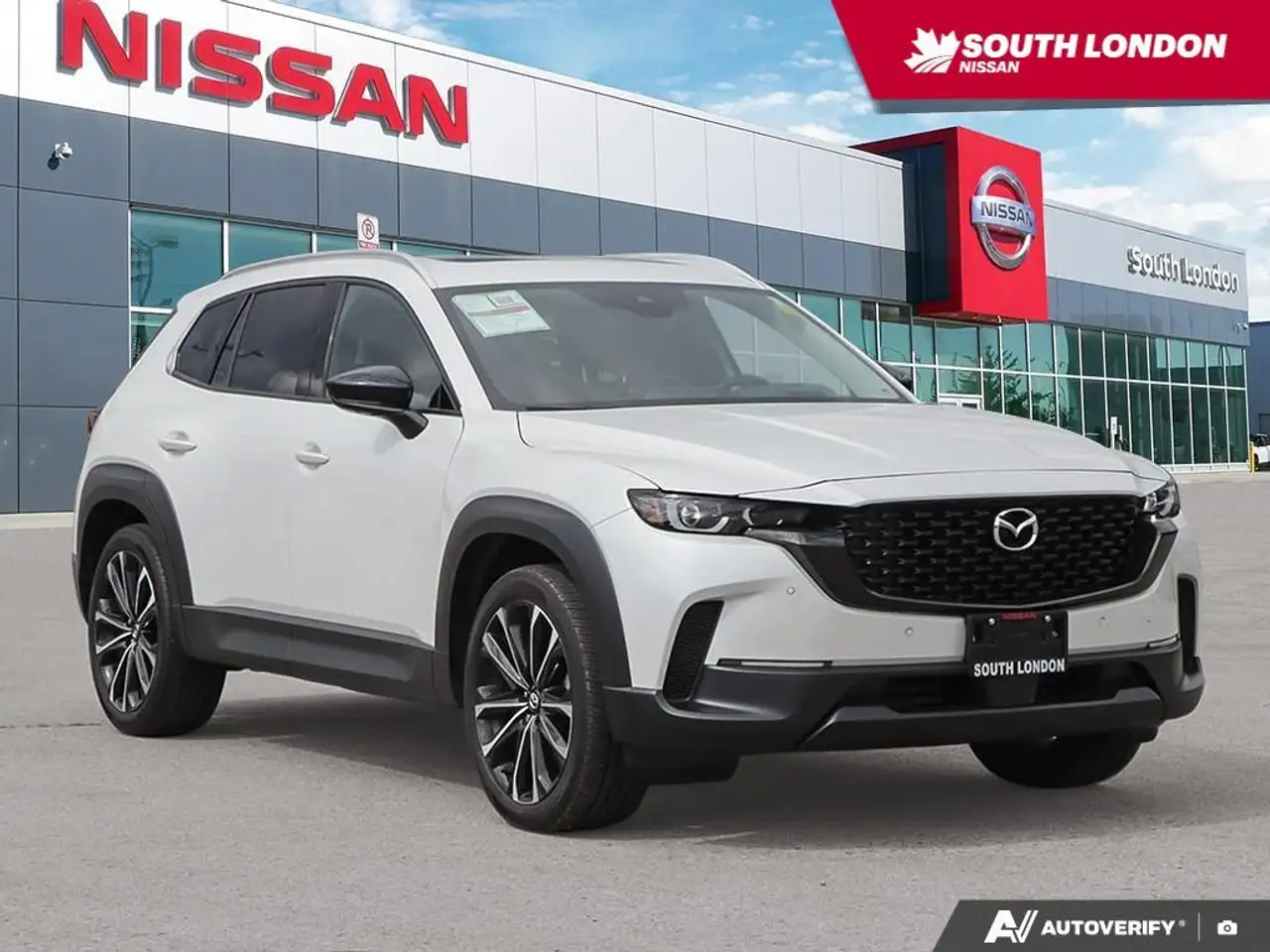 2024 Mazda CX-50 GT — photo 1