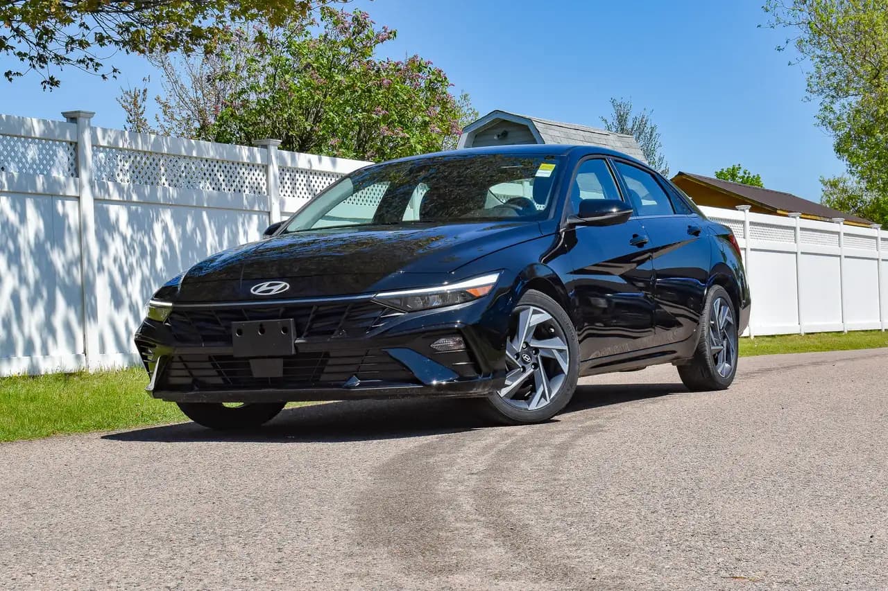 2025 Hyundai ELANTRA