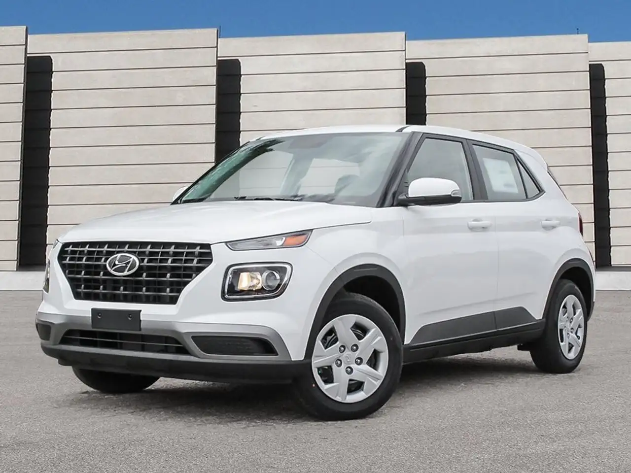 2026 Hyundai Venue Essential IVT — photo 1