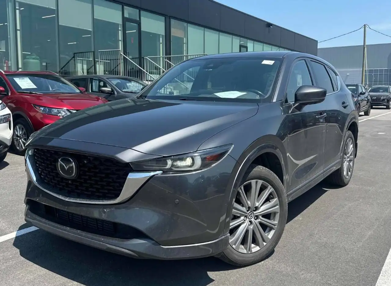 2023 Mazda CX-5 Signature — photo 1