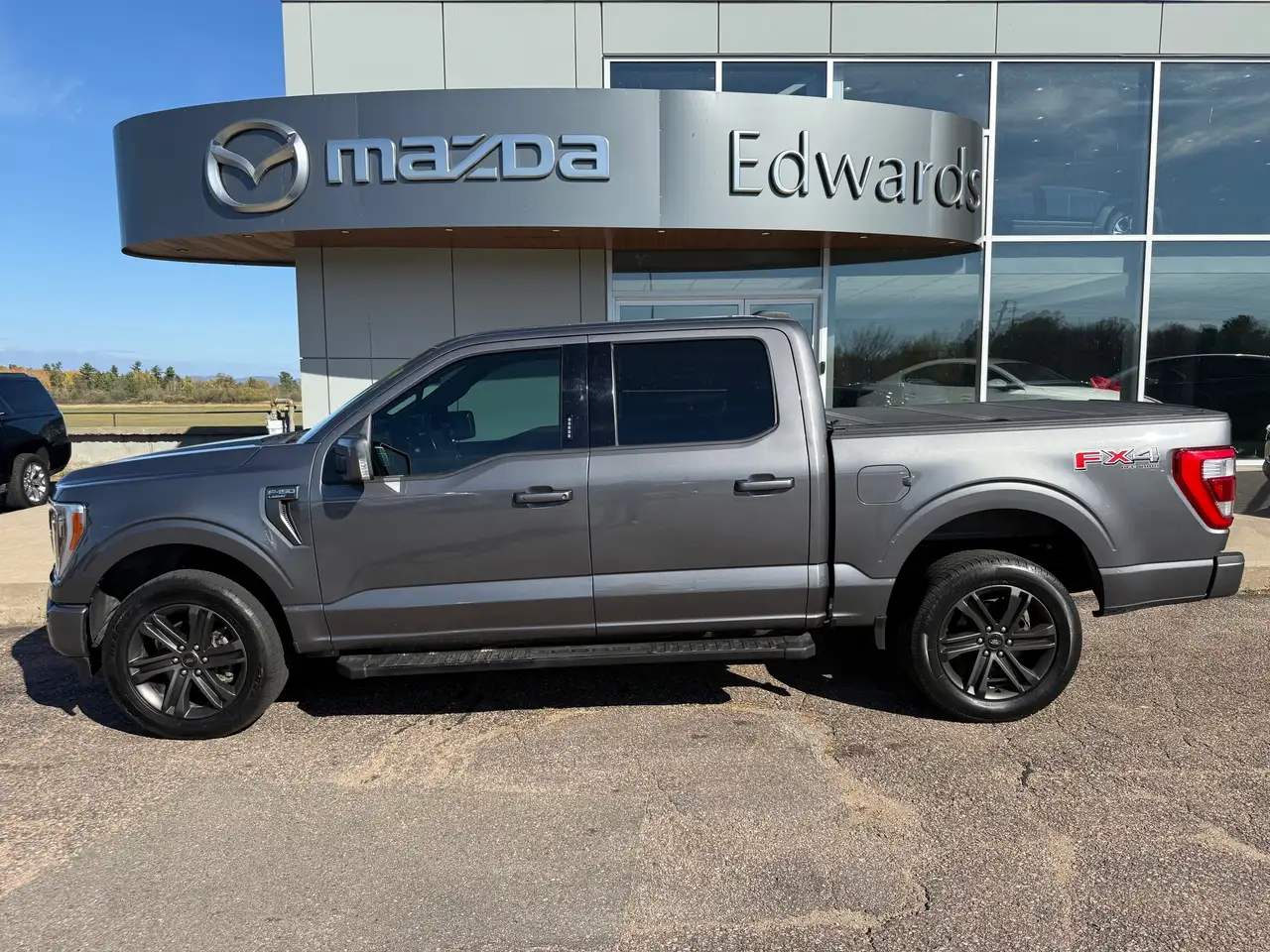 2022 Ford F 150 Lariat — photo 1