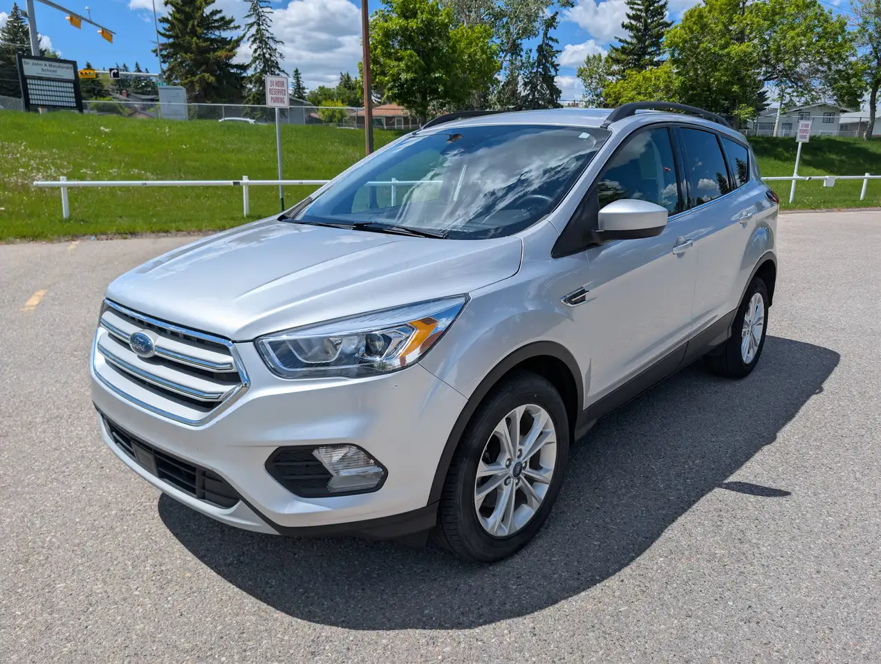 2019 Ford Escape SEL — photo 1