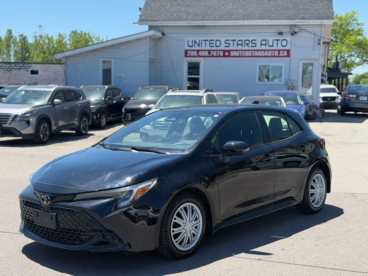 2023 Toyota Corolla SE — photo 1
