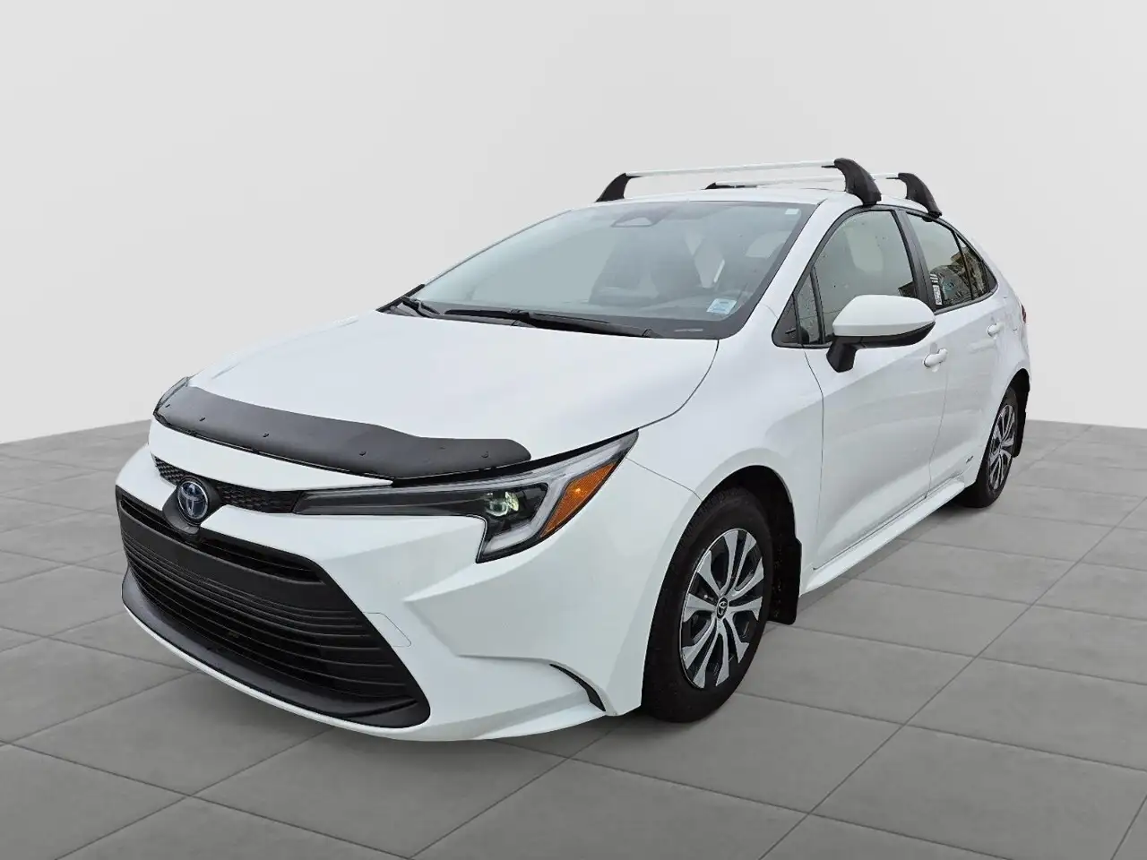 2023 Toyota Corolla Hybrid LE — photo 1