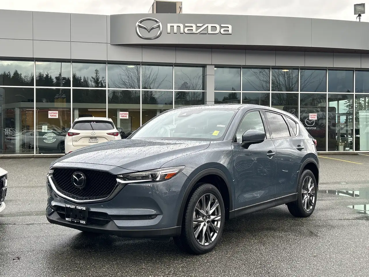 2021 Mazda CX-5 Signature — photo 1