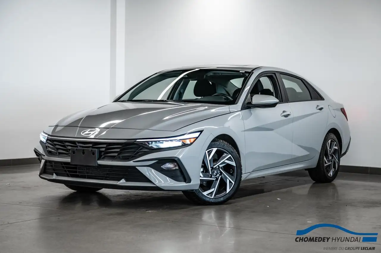 2025 Hyundai ELANTRA Preferred — photo 1