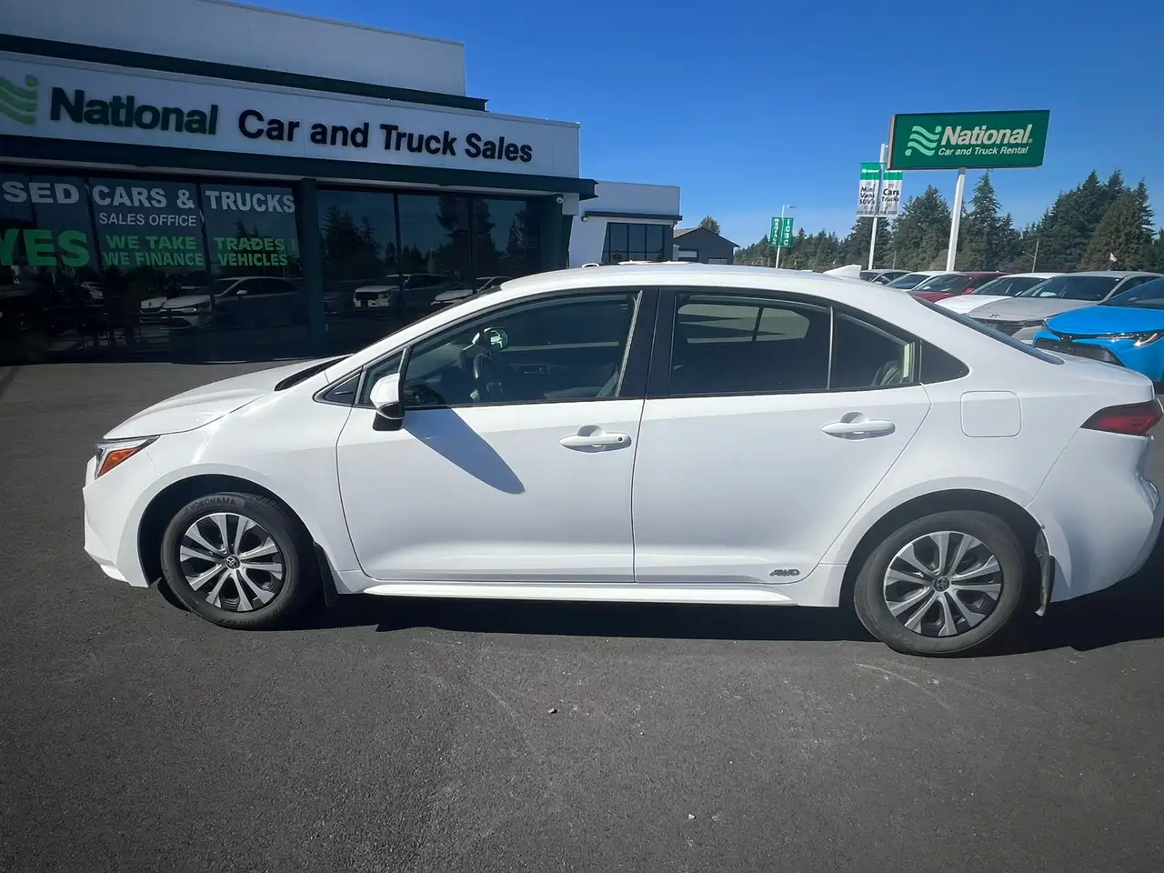 2023 Toyota Corolla Hybrid — photo 1